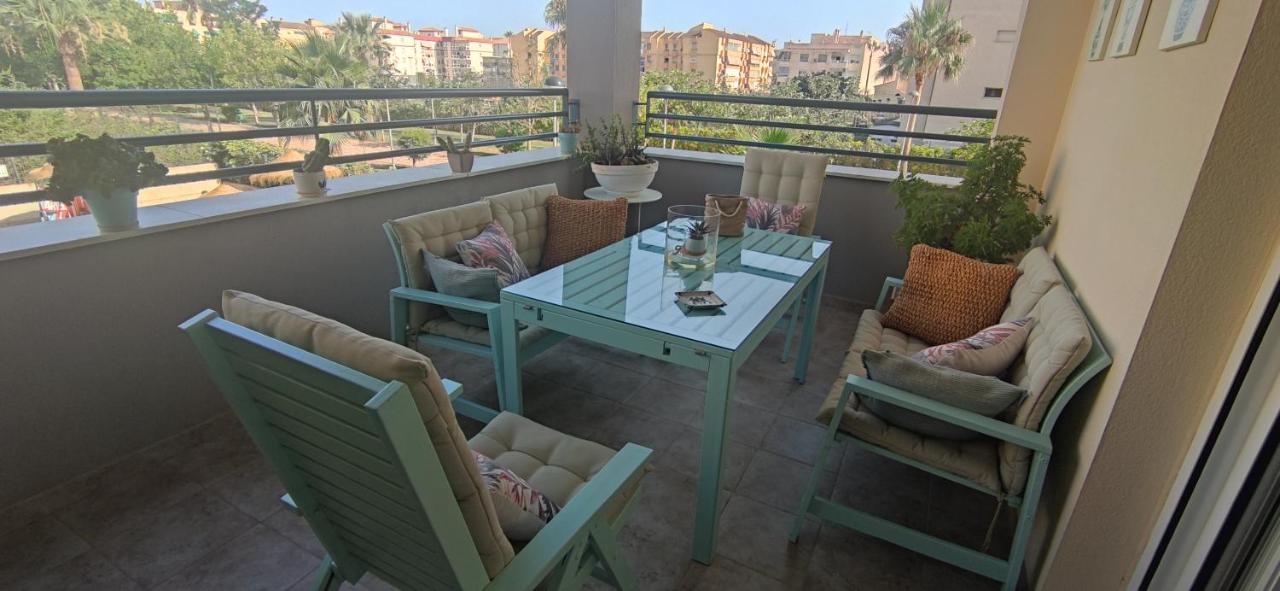 Se Alquila Habitacion Muy Luminosa Con Bano Privado En Apartamento Compartido Rincón de la Victoria Exteriör bild