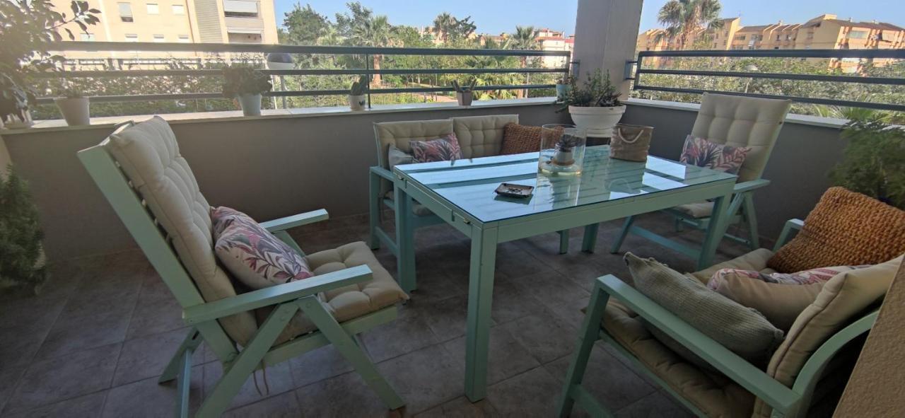 Se Alquila Habitacion Muy Luminosa Con Bano Privado En Apartamento Compartido Rincón de la Victoria Exteriör bild